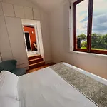 Picolo-mondo